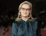 Meryl Streep: 'Ho subito violenza fisica due volte. E Cher era presente'
