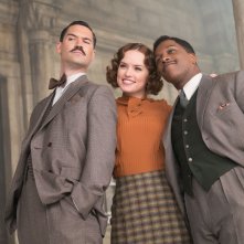 Assassinio sull'Orient Express: Manuel Garcia-Rulfo, Daisy Ridley e Leslie Odom Jr. in una foto del film