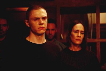 images/2017/11/20/ahs-cult-finale-3.jpg