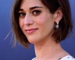 Gambit: Lizzy Caplan protagonista femminile del cinecomic