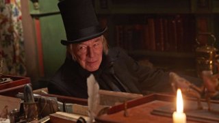 Dickens - L'uomo che inventò il Natale: Christopher Plummer in una scena del film