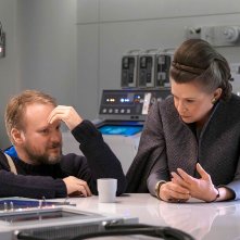 Star Wars: Gli Ultimi Jedi: Carrie Fisher sul set col regista Rian Johnson