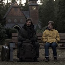 Dark: Andreas Pietschmann in una scena della serie 