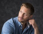 Alexander Skarsgård nel cast della miniserie The Little Drummer Girl