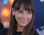 Pixar, Rashida Jones non ha lasciato per le molestie, ma per il trattamento verso donne e afroamericani