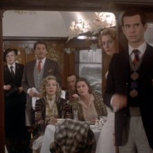 Assassinio sull'Orient Express: una scena di gruppo del film