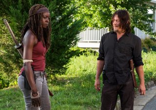 The Walking Dead: Danai Gurira e Norman Reedus in una foto di How It's Gotta Be