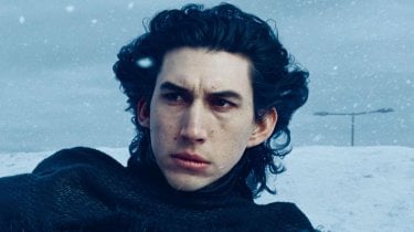 images/2017/12/06/il-risveglio-della-forza-adam-driver-rivela-che-titolo-si-riferisce-kylo-ren-rey-v4-313570.jpg