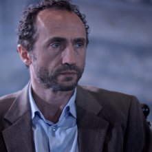 Il giocatore invisibile: Sergio Albelli in una scena del film