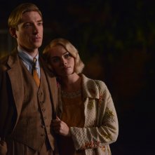 Goodbye Christopher Robin: Domhnall Gleeson e Margot Robbie in una foto del film