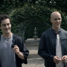 L'assoluto presente: Yuri Casagrande Conti e Marco Foschi in una scena del film