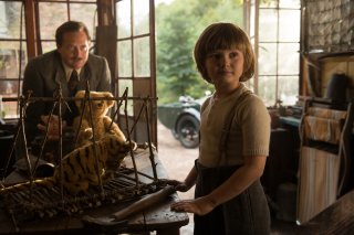 Vi presento Christopher Robin: Stephen Campbell Moore e Will Tilston in una scena del film