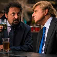 Poveri ma ricchissimi: Christian De Sica ed Enrico Brignano in una scena del film