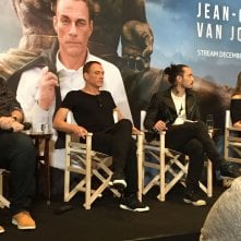 Jean-Claude Van Johnson: Jean-Claude Van Damme e e Dave Callaham in conferenza a Parigi