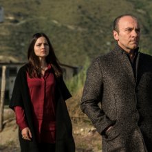 Gomorra: Ivana Lotito e Gianfranco Gallo in una scena del penultimo episodio