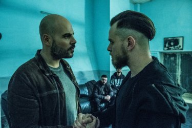 Gomorra: Marco D'Amore e Arturo Muselli una scena del finale di stagione