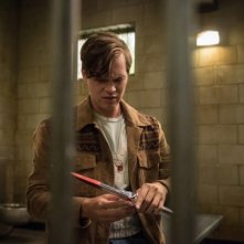 Supernatural: Alexander Calvert in un momento della stagione tredici