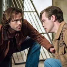 Supernatural: Jared Padalecki e Alexander Calvert nella stagione tredici