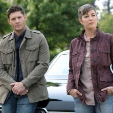 Supernatural: Kim Rhodes e Jensen Ackles nella stagione tredici