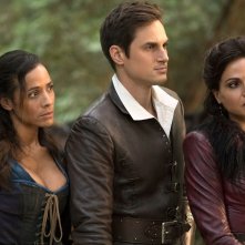 C'era una volta: Lana Parrilla, Mekia Cox, e Andrew J. West in un momento della settima stagione