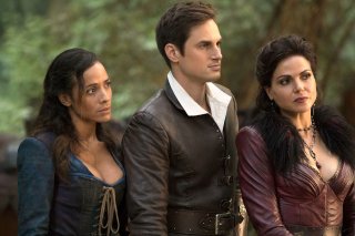 C'era una volta: Lana Parrilla, Mekia Cox, e Andrew J. West in un momento della settima stagione