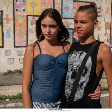 Come un gatto in tangenziale: Alice Maselli e Simone De Bianchi in una scena del film