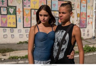 Come un gatto in tangenziale: Alice Maselli e Simone De Bianchi in una scena del film