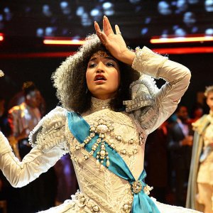 Pose: Indya Moore in una foto della serie