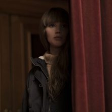 Red Sparrow: Jennifer Lawrence si nasconde in una scena