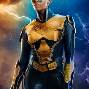 Black Lightning: Nafessa Williams nei panni di Thunder