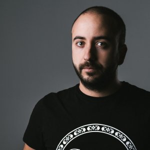 (A)social - 10 giorni senza lo smartphone: un'immagine promozionale del regista e sceneggiatore Lucio Laugelli