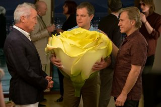 Downsizing - Vivere alla grande: Matt Damon, Christoph Waltz e Udo Kier in una scena del film