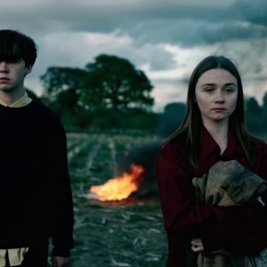 The End of the F***ing World: Alex Lawhter e Jessica Barden in una foto della serie