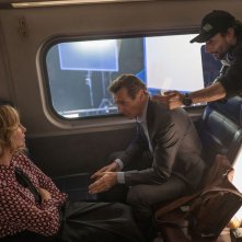 L'uomo sul treno - The Commuter: il regista Jaume Collet-Serra, Liam Neeson e Vera Farmiga sul set del film