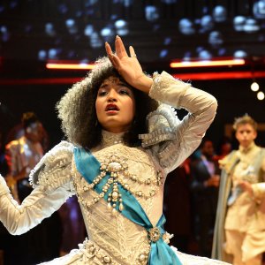 Pose: Indya Moore in un'immagine della serie