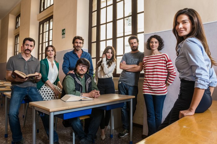 Immaturi - La Serie: nuovamente sui banchi di scuola, passando dal cinema alla televisione