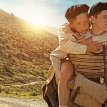 Un sacchetto di biglie: una scena con i due giovani protagonisti