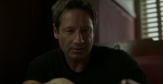 X-Files: David Duchovny nell'episodio "This"