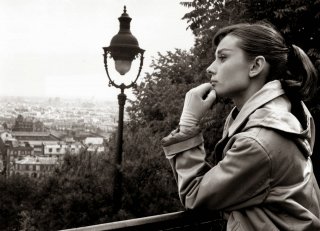 Un'immagine che ritrae Audrey Hepburn