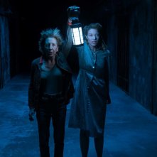 Insidious - L'ultima chiave, Lin Shaye e Spencer Locke in una scena del film