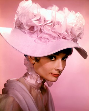 My Fair Lady: Audrey Hepburn in un'immagine promozionale del film