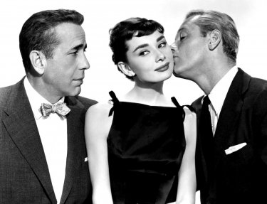 Sabrina: Audrey Hepburn, Humphrey Bogart e William Holden in un'immagine promozionale del film
