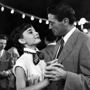 Vacanze romane: Audrey Hepburn e Gregory Peck in una scena del film