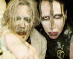Johnny Depp potrebbe unirsi alla band di Marilyn Manson come chitarrista!
