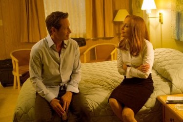 x-Files: Gillian Anderson e David Duchovny nell'episodio 'Doppioni'