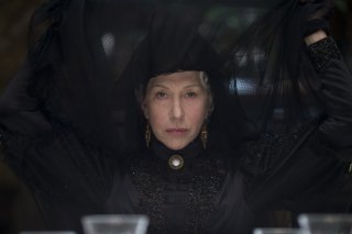 La vedova Winchester: Helen Mirren in un'immagine tratta dal film