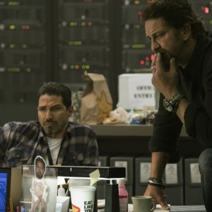 Nella tana dei lupi: Maurice Compte e Gerard Butler in una scena del film