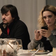 Sconnessi: Ricky Memphis e Carolina Crescentini in una scena del film