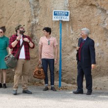 Puoi baciare lo sposo: Diana Del Bufalo, Salvatore Esposito, Cristiano Caccamo, Dino Abbrescia in un momento del film