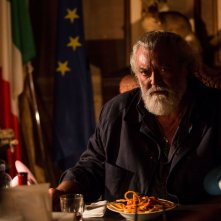 Puoi baciare lo sposo: Diego Abatantuono in una scena del film